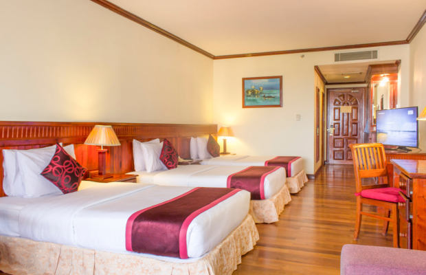 Deluxe Triple Room with Balcony